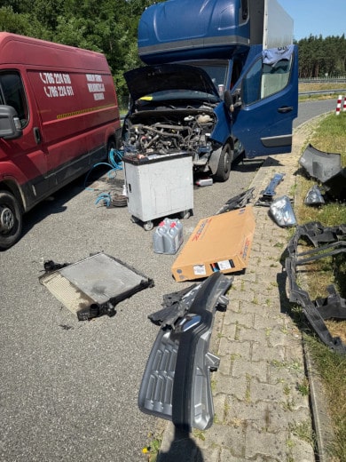 Naprawa samochodów na drodze. Mechanik z dojazdem Kraków.